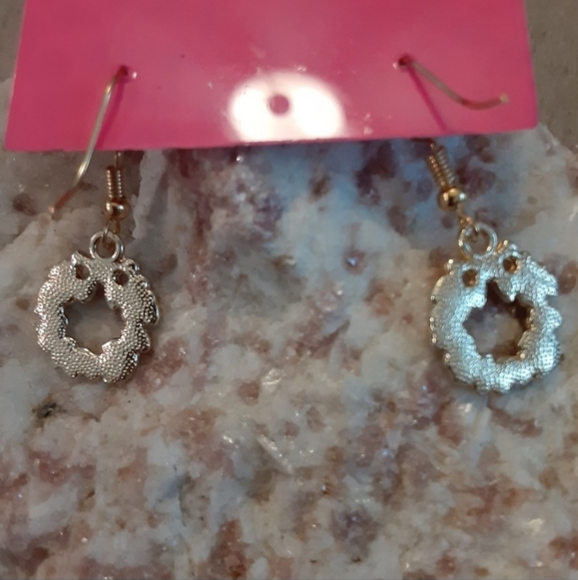 Gold & Red Holiday Christmas Wreath Dangle Drop Earrings - Picture 7 of 7